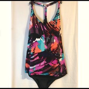 NWT Women’s 2 Piece Tankini Swimsuit- 26W/3XL